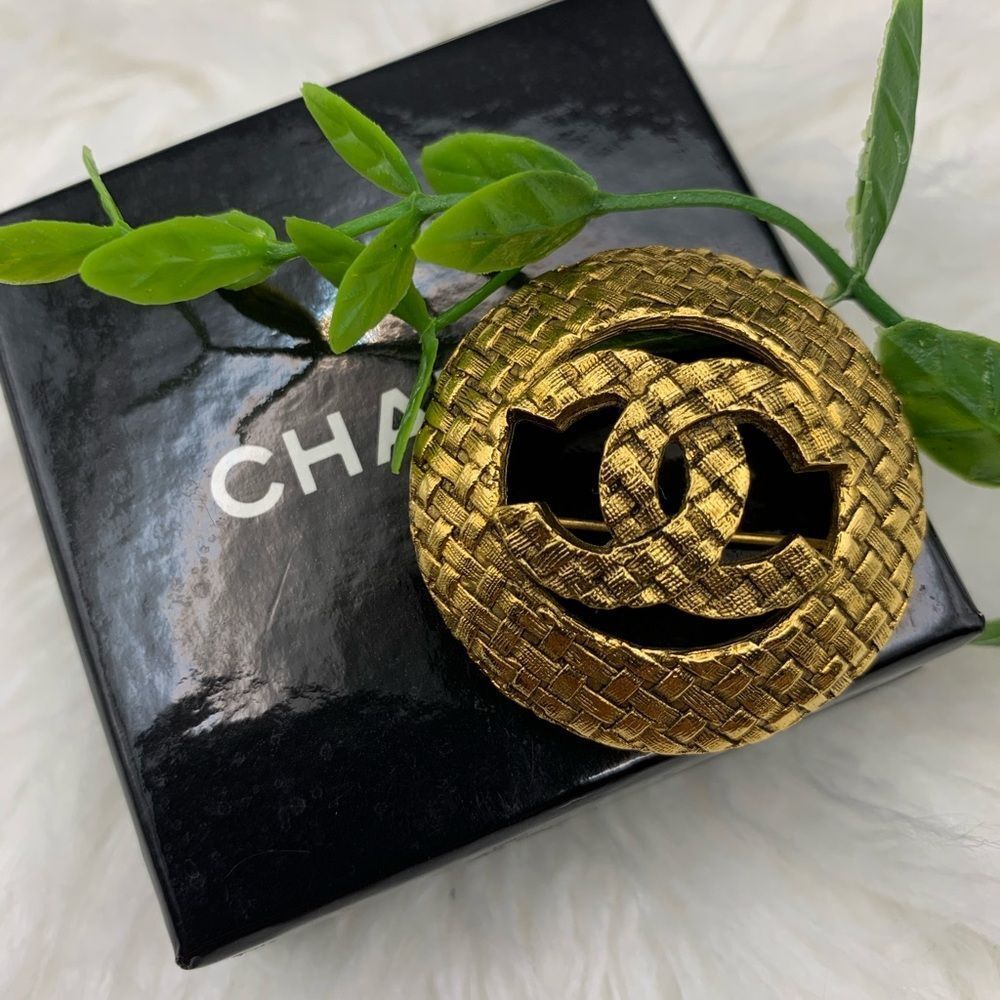 Vintage Chanel Gold Woven Logo Brooch